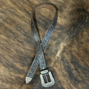 Women’s bling western belt. Medium
